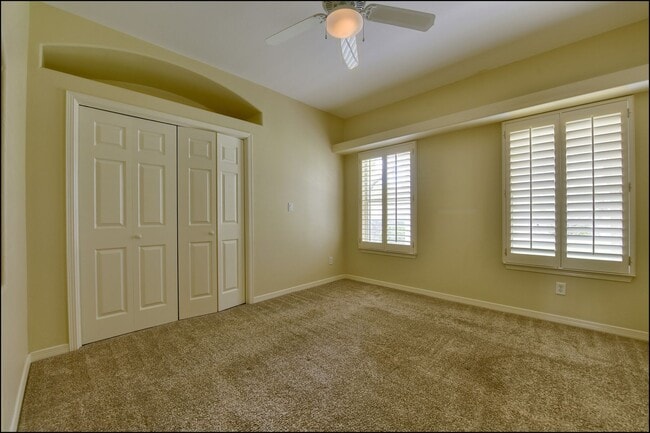 Building Photo - Available to view!
