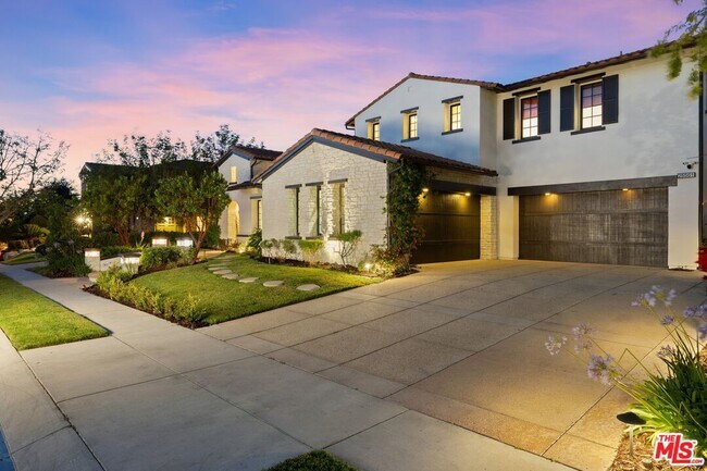 Building Photo - 25561 Prado De Oro