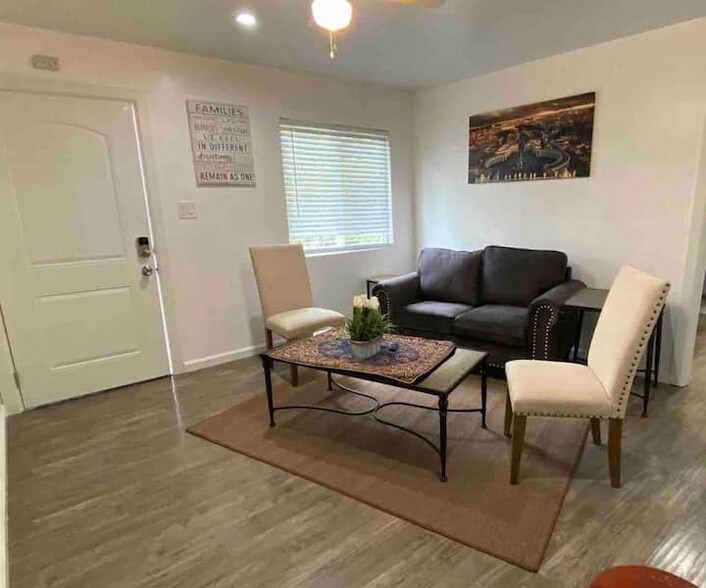 Building Photo - 1256 Tiegen Dr