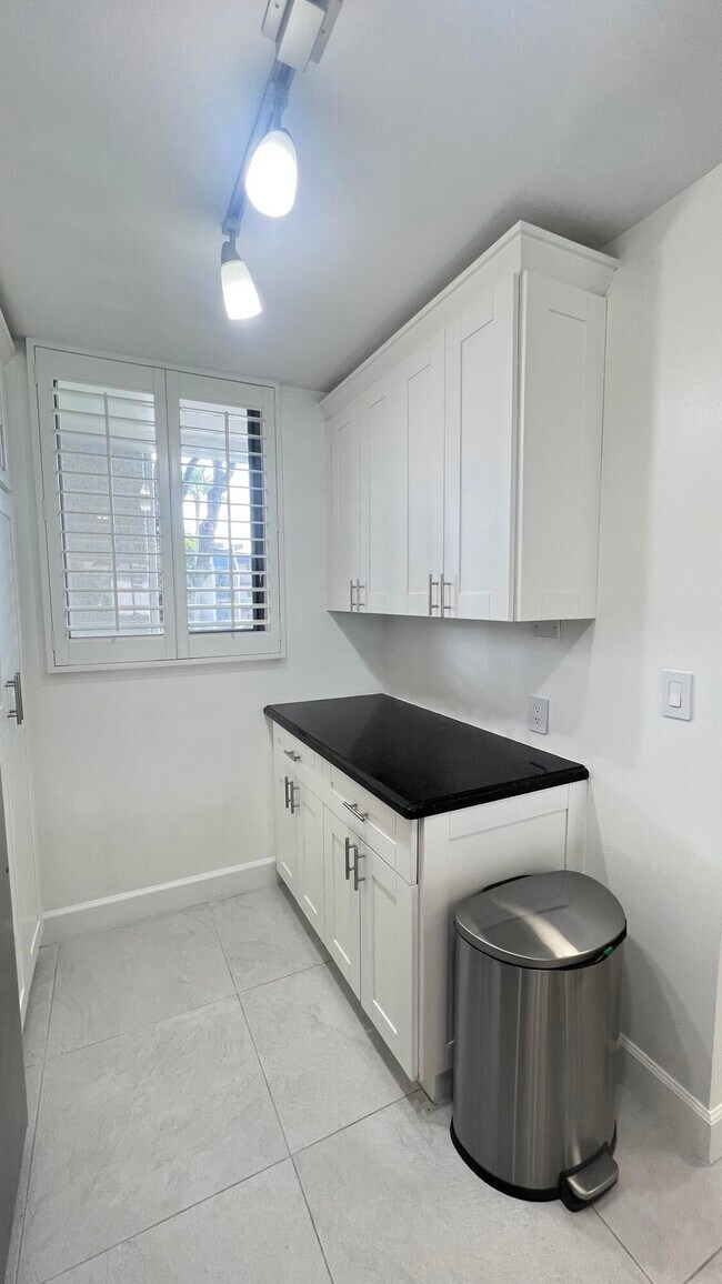 Building Photo - 4381 Trevi Ct
