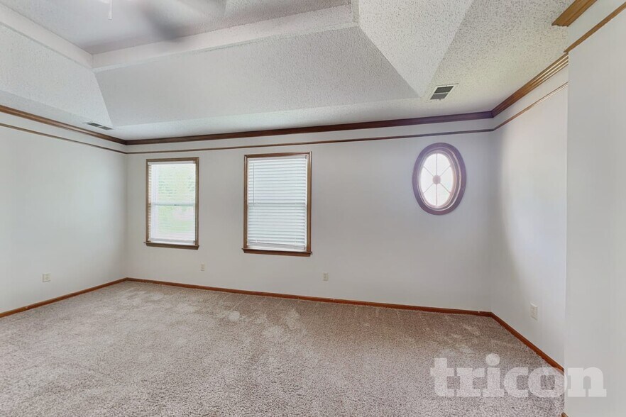 Building Photo - 14661 W 142nd Ct