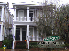 Building Photo - HABERSHAM STREET LOCATION!