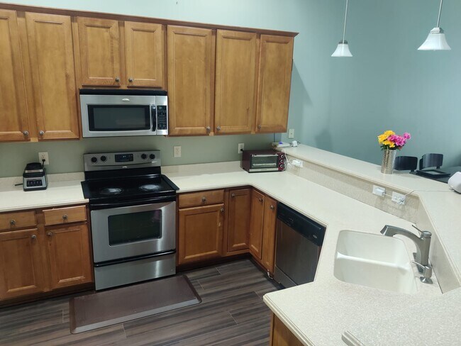 Building Photo - 311 Plank Bridge Way