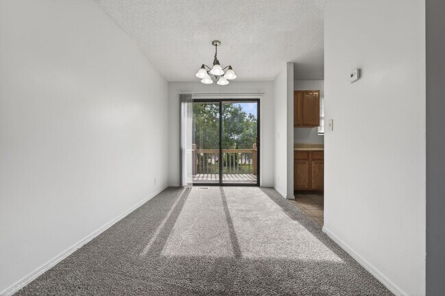 Building Photo - 4329-4337 S Elizabeth