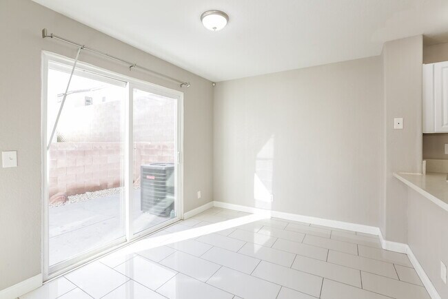 Building Photo - 2709 Positive Ct