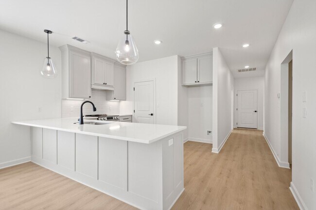 Building Photo - West Little Rock - 1500 SqFt New Constuction 3 Bed 2 Bath off Kanis Road