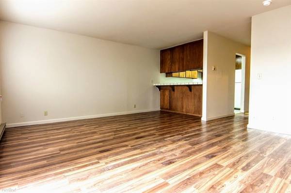Building Photo - 825 Kiely Blvd