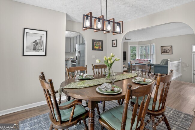 Building Photo - 2562 Kennesaw Springs Ct
