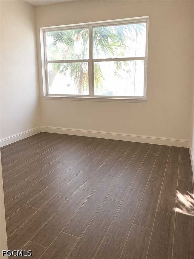 Building Photo - 12750 Equestrian Cir