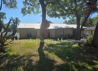 Building Photo - Bear Lake, Altamonte Springs