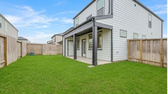 Building Photo - 1727 Revolution Way