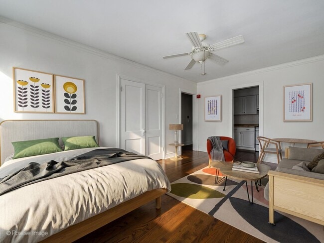 Building Photo - 133-143 Vine Ave