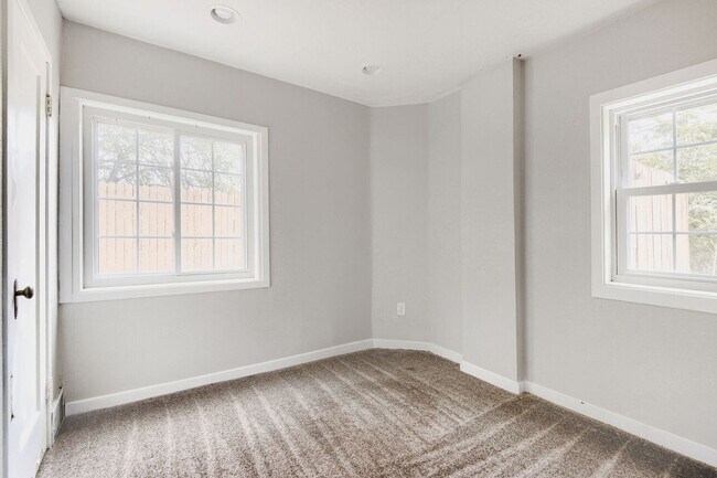 Building Photo - 7401 W 48th Ave