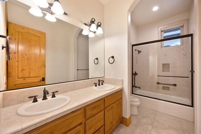 Building Photo - 12859 Austin Forest Cir