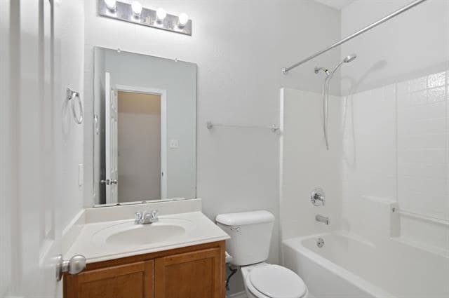 Building Photo - 3804 Verde Dr