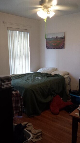 Building Photo - 95 Park Dr