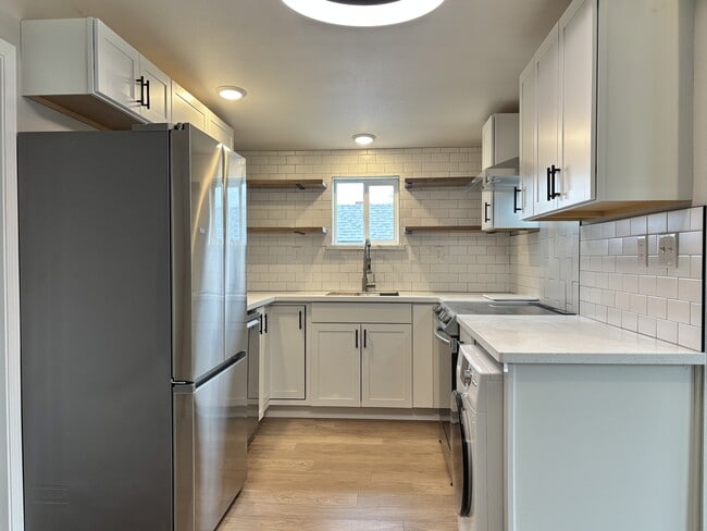 Building Photo - 2503 N Madelia St