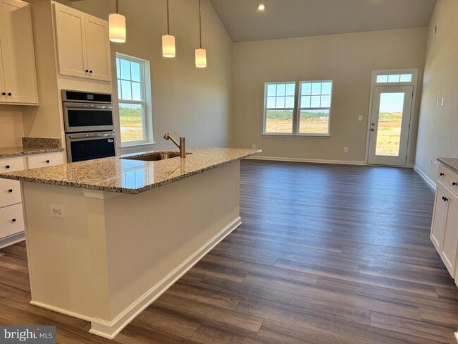 Building Photo - 19 Trout Lily Dr