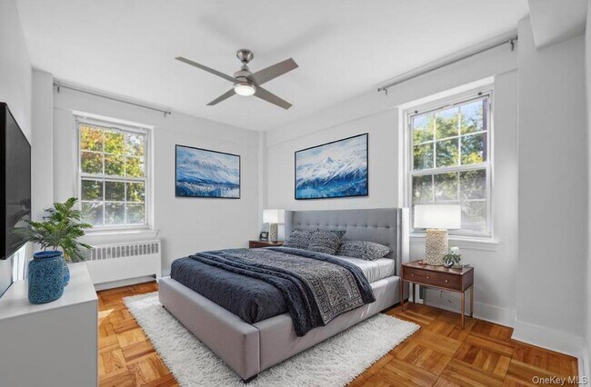 Building Photo - 230 Pelham Rd