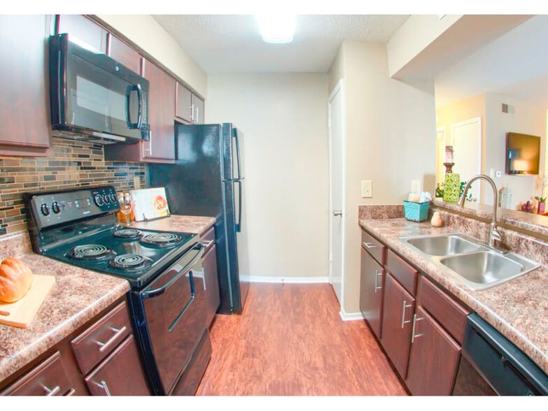 Summit at Hillcrest 1601 Hillcrest Rd Mobile AL 36695 Apartment Finder