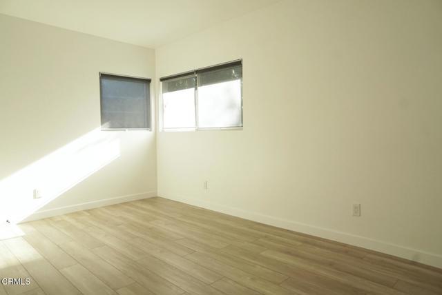 Building Photo - 903 S Avenue 60