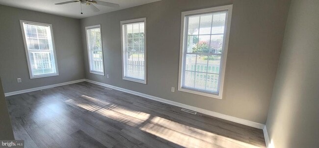 Building Photo - 23853 Neptunes Ct