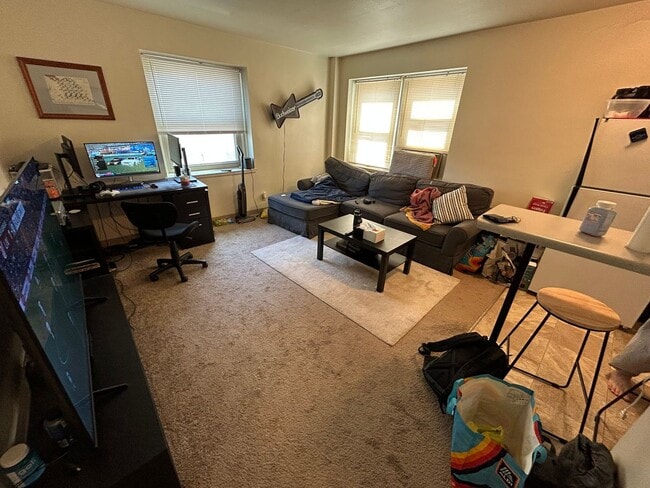 Interior Photo - 1029 E Knapp St