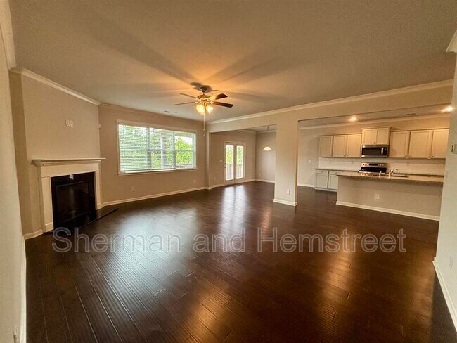 Building Photo - 240 Callahan Dr