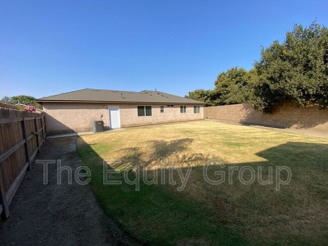 Building Photo - 2326 Cape Canyon Ave