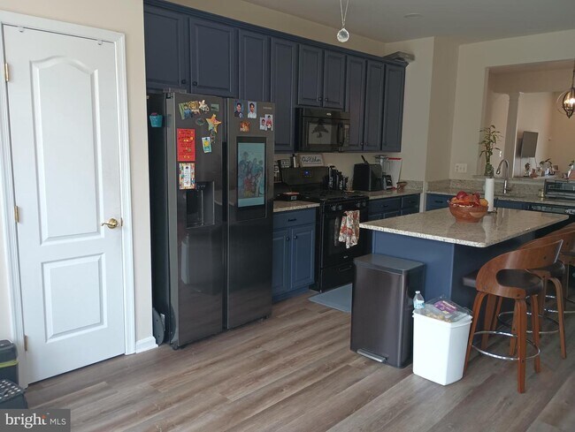 Building Photo - 42133 Fremont Preserve Square