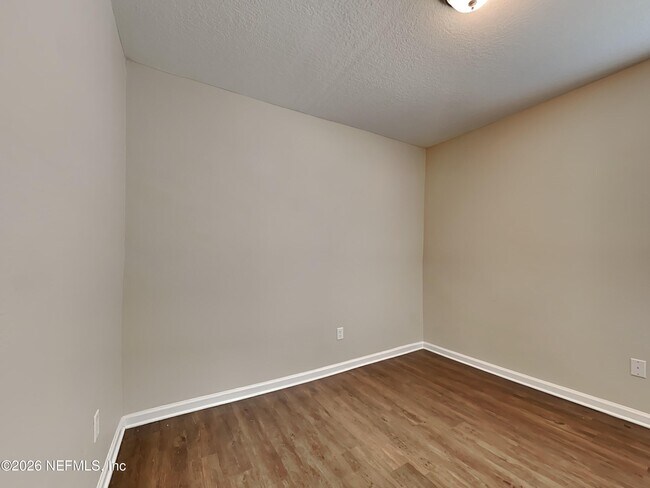 Building Photo - 7033 Camfield Landing Dr