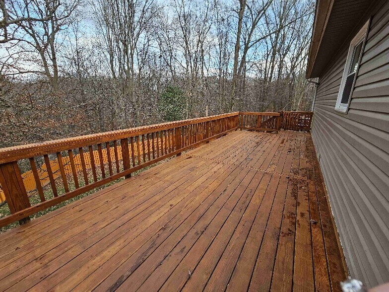 Building Photo - 14187 Logan Ct