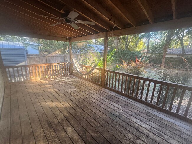 Building Photo - Beautifully Kept Historic Home!!