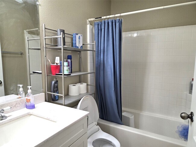 Building Photo - 19031 Golden Heath Ln