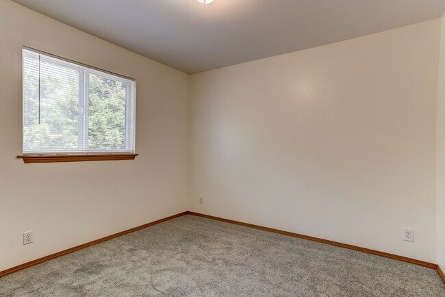 Building Photo - 1445 NW Elwha St