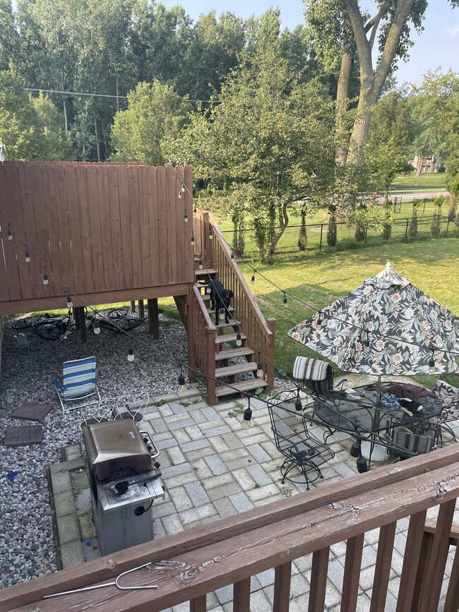 Building Photo - 1952 Ball Ave NE