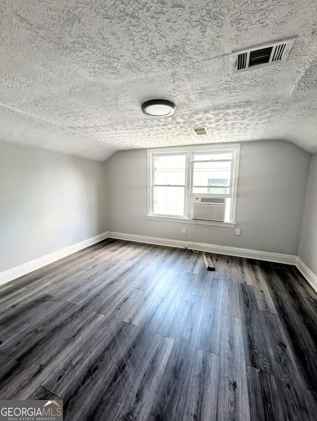 Building Photo - 260 Patterson Ave SE