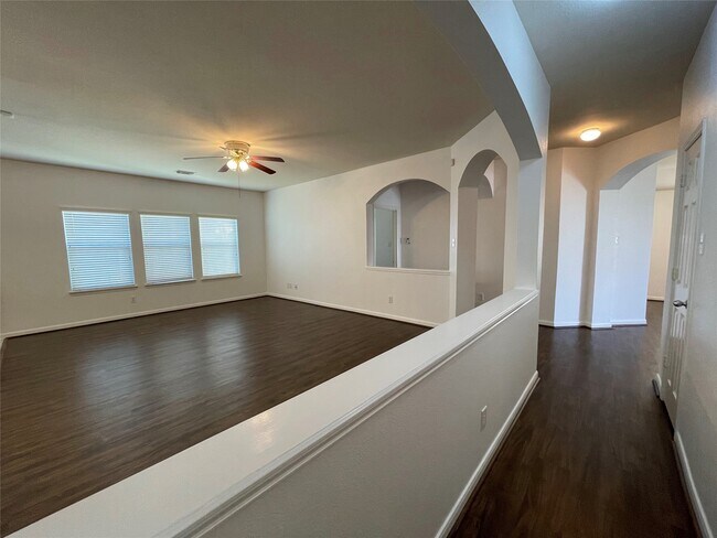 Building Photo - 2210 Tremont Trail Ln