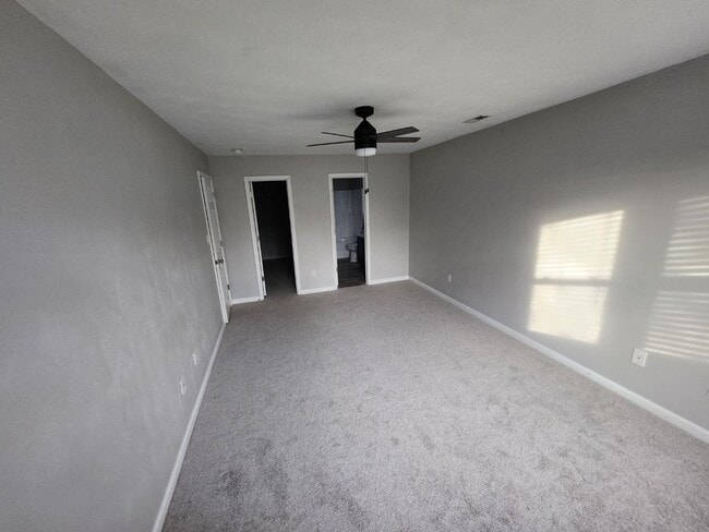 Building Photo - 2513 Hemple St