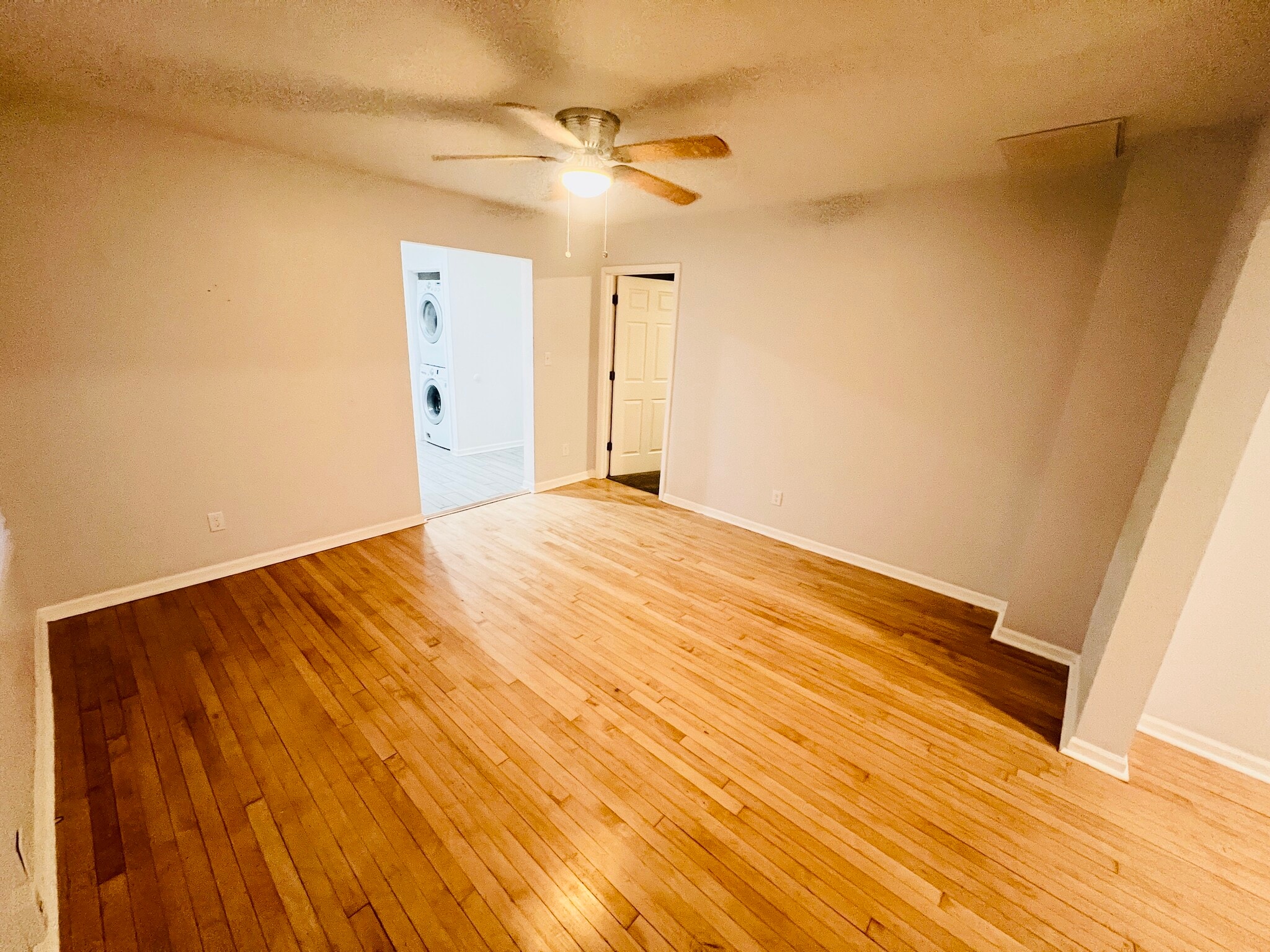 Living Room - 2611 N Holton St