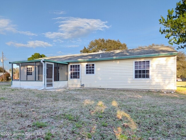 Building Photo - 6598 Bamboo Ave