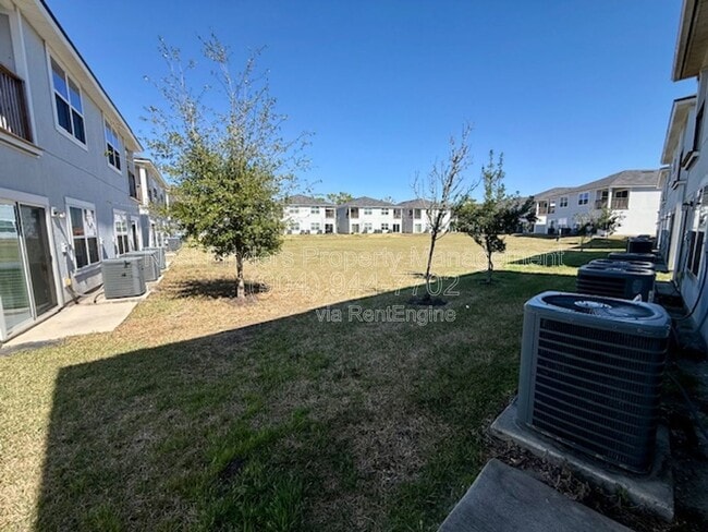 Building Photo - 9121 Western Way