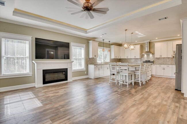 Building Photo - 400 Rish Store Rd