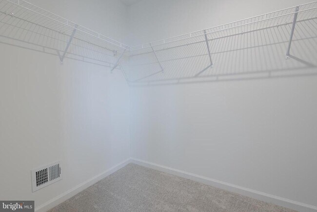 Building Photo - 25 Nymph Rd