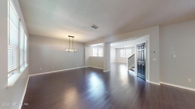 Building Photo - 1063 Collinswood Dr W