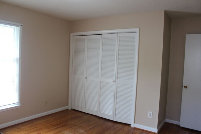 Building Photo - 5817 Dobson Dr