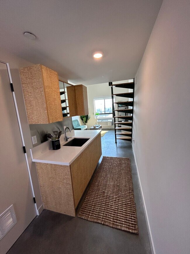 Interior Photo - Barranca LA