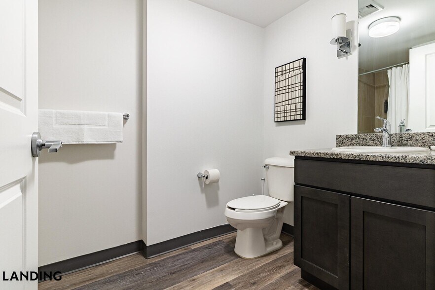 Building Photo - 50 Morgan St N