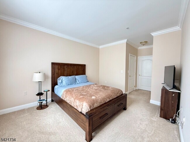 Building Photo - 1213 Wharton Ct