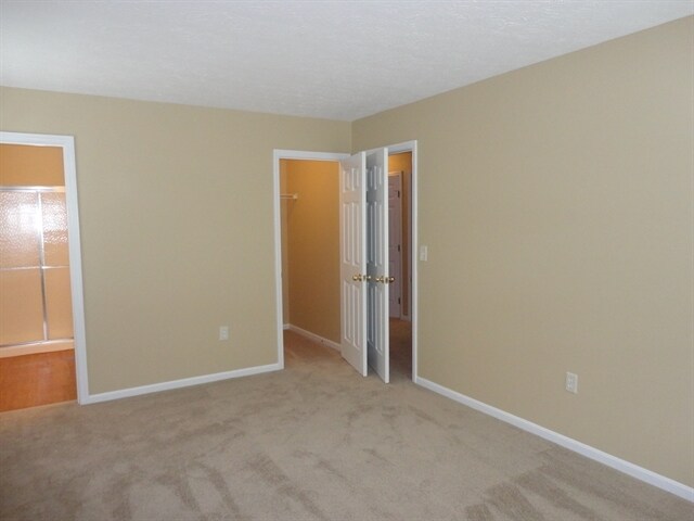 Building Photo - 6083 Weber Oaks Dr